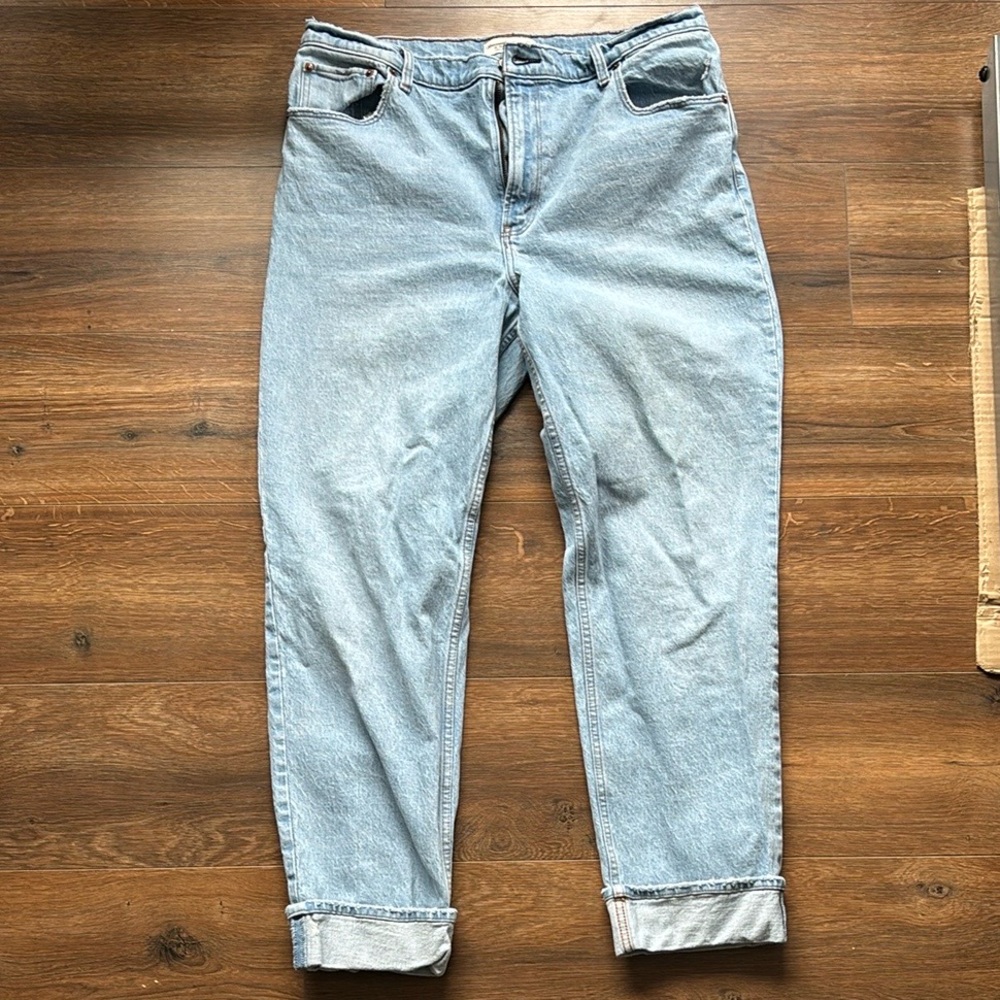 Abercrombie & Fitch Light Blue High Rise Women's Jeans - Picture 2 of 11